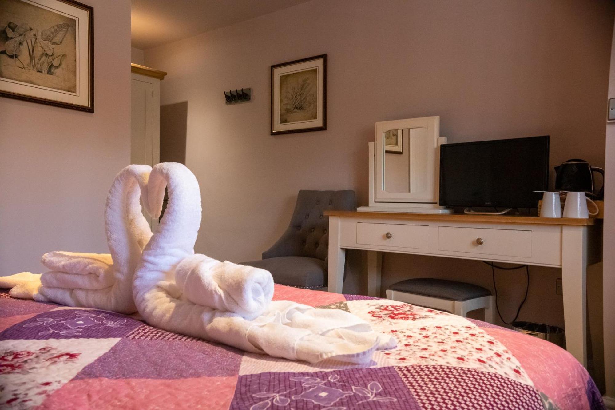 Fulbeck The Hare And Hounds Bed & Breakfast エクステリア 写真